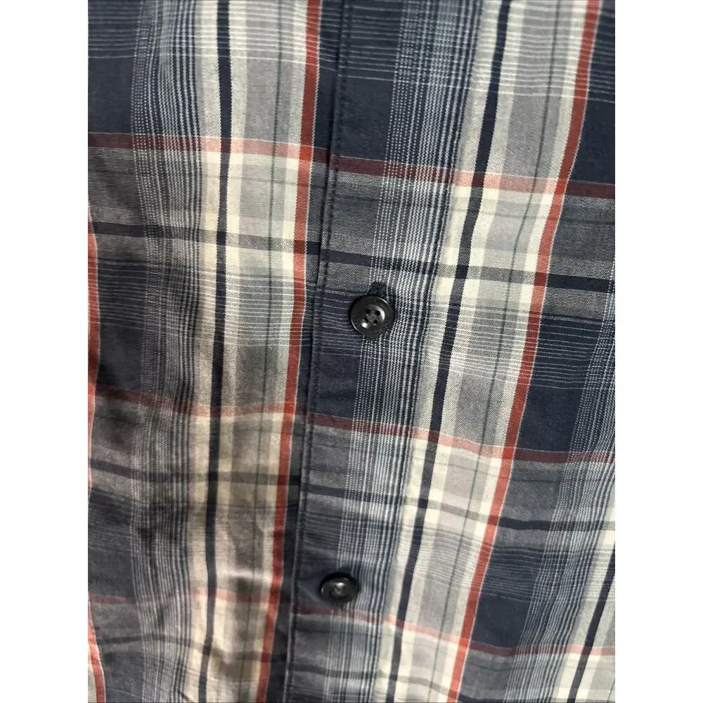 The North Face Men's L Plaid Woven Short Sleeve Button-Up Shirt Pocket